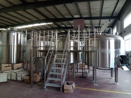 品質  Auto Control Stainless Steel Brewing Equipment Brewhouse System For Brewpub 工場
