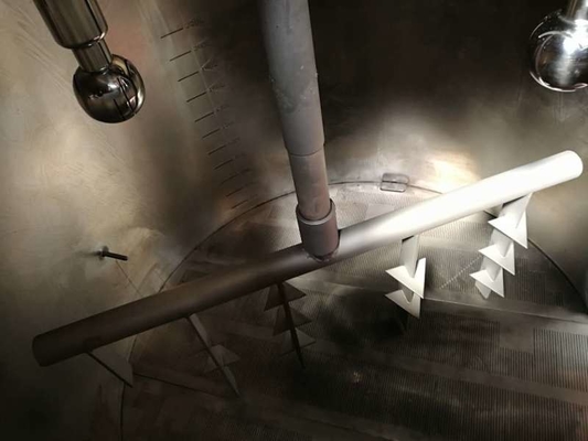 小さい商業醸造装置の電気小型ビール醸造所の植物か蒸気