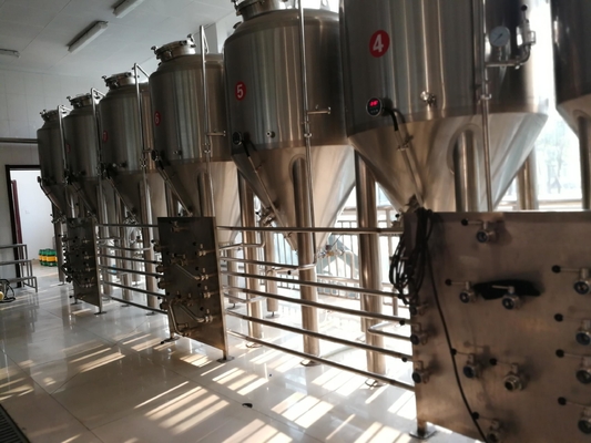 2000Lビール発酵装置商業ビール発酵槽のタッチ画面制御