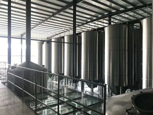 バッチごとの装置100L 200L 300L 500L 1000Lを作るステンレス鋼304の技術ビール