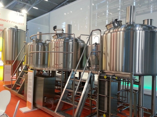 電気/蒸気の小型地ビール装置、3はブリューパブ装置を段階的に行ないます