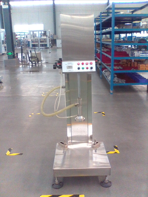 高容量ビール充填機のビール醸造所のびん詰めにするライン力AC50Hz 220V