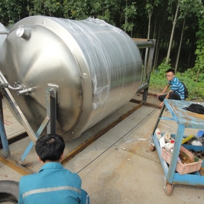 縦の産業醸造装置SS304の発酵タンク ビール マッシュ大酒樽